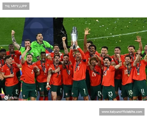 C罗创纪录进球助葡萄牙关键战力压对手成功夺取宝贵积分 C罗创纪录进球助葡萄牙关键战力压对手成功夺取宝贵积分